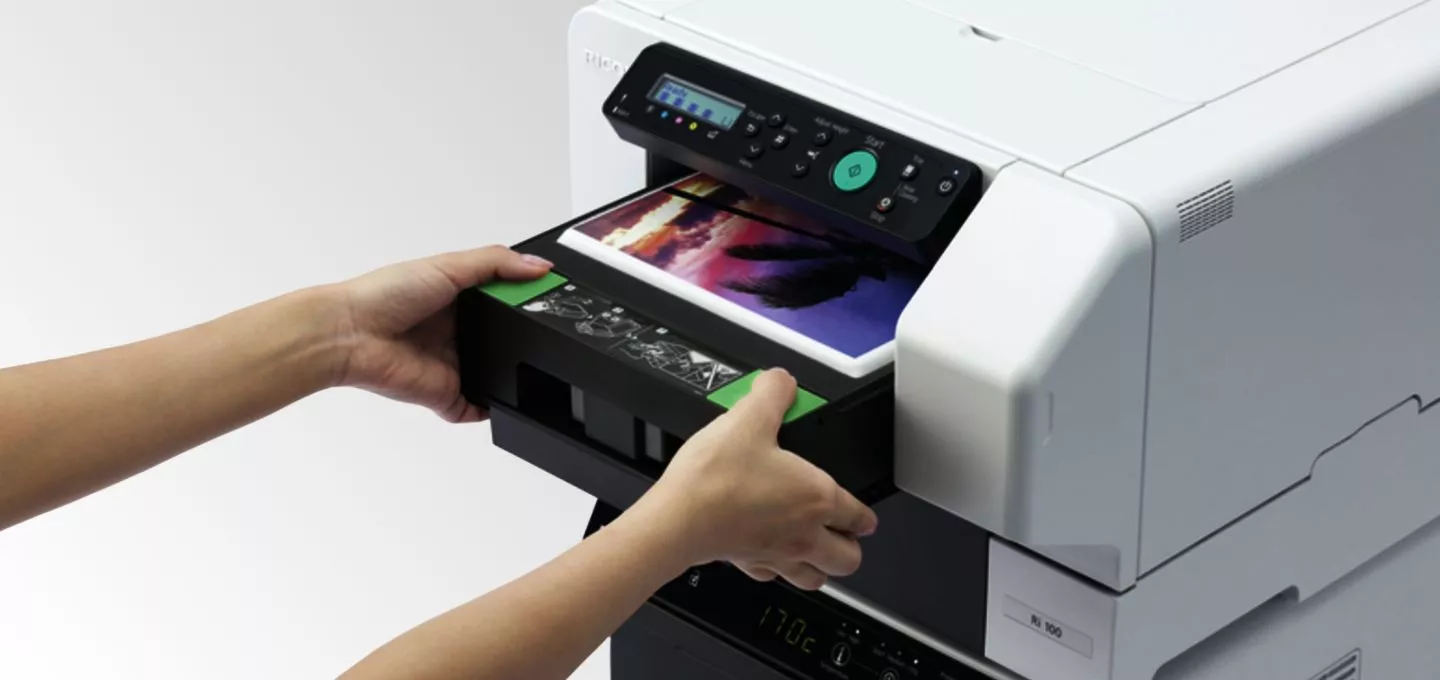RI 100 Direct To Garment printer in Action