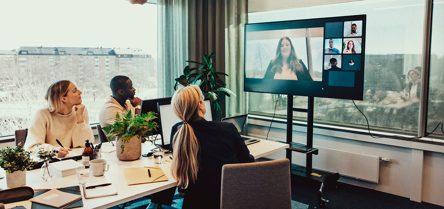 La tecnología híbrida aún no está a la altura de las expectativas de los empleados y produce frustraciones derivadas del trabajo flexible