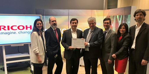 De izquierda a derecha, Cristina Cartagena, consultora senior de Ricoh, Francisco Álvarez, responsable de Servicio de Ricoh, Enric Arnau, director de la Oficina de Calidad de Ricoh, José María Sancho, CEO de Process Quality Engineering S.L, Juan Manuel Maroto, responsable de Servicio de Ricoh, Marta Bohoyo, consultora senior de Ricoh, y Francisco Fernández, responsable de la Oficina de Calidad de Ricoh.